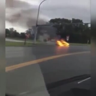 RAW--Video-Of-Tesla-Model-S-On-Fire-Takes-Down-Tesla-Stock-compressed