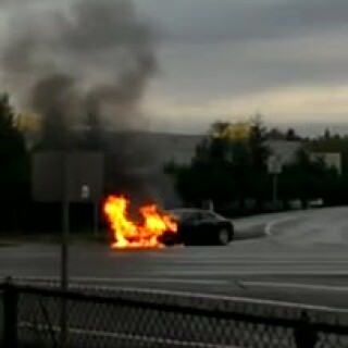 tesla_on_fire_328